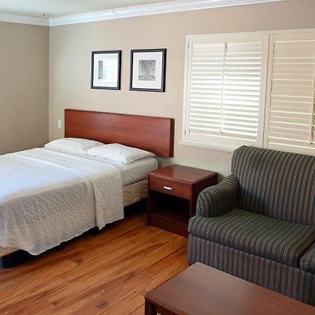 Days Inn By Wyndham San Francisco S/Oyster Point Airport South San Francisco Dış mekan fotoğraf