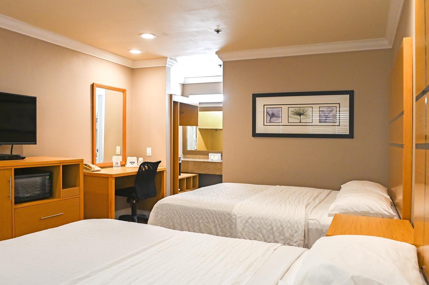 Days Inn By Wyndham San Francisco S/Oyster Point Airport South San Francisco Dış mekan fotoğraf