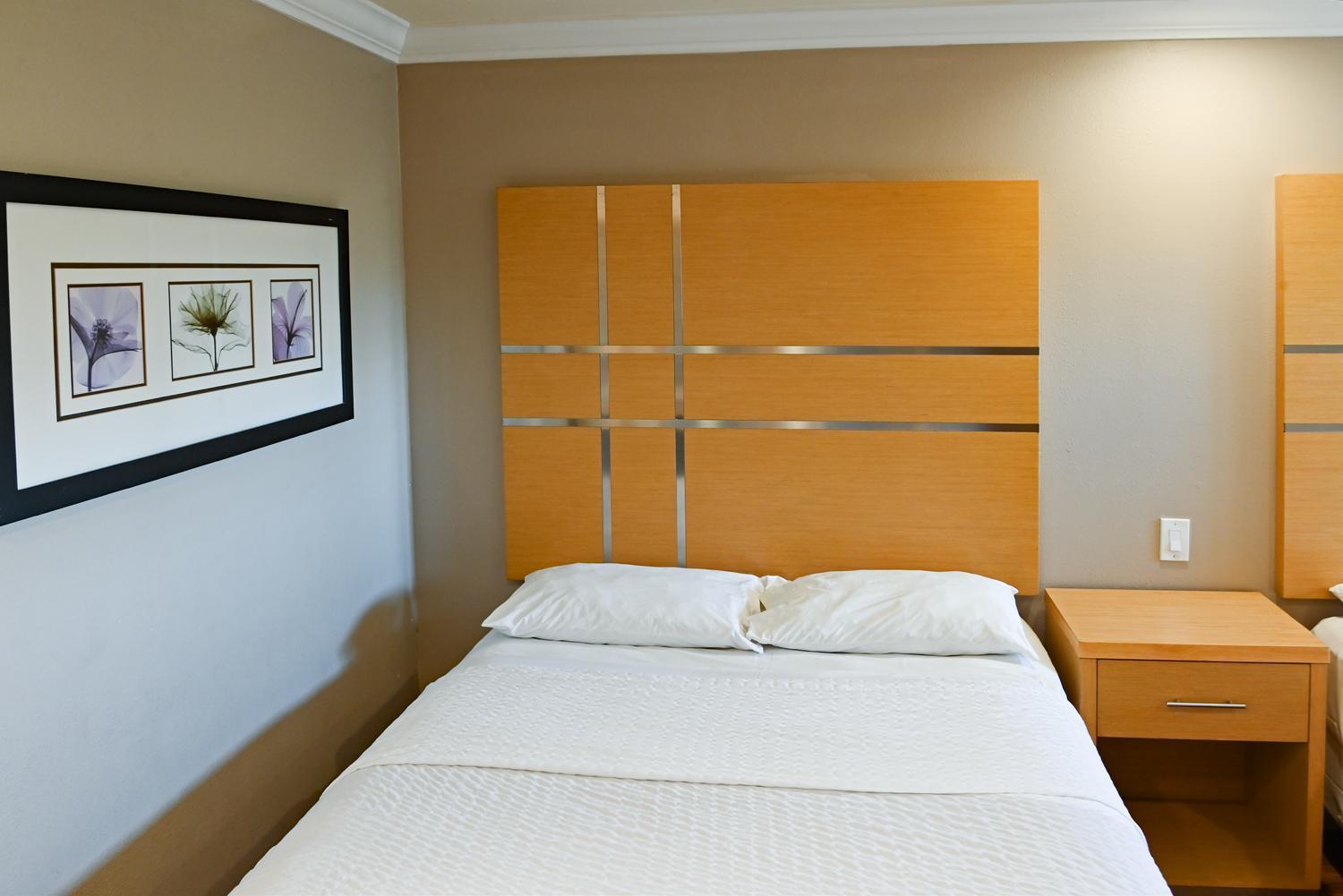Days Inn By Wyndham San Francisco S/Oyster Point Airport South San Francisco Dış mekan fotoğraf